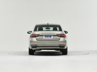 Skoda Superb Premium TSI280 DSG