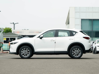 Mazda CX-5 2025 Model 2.0L Automatic Two-Wheel Drive Smart Edition