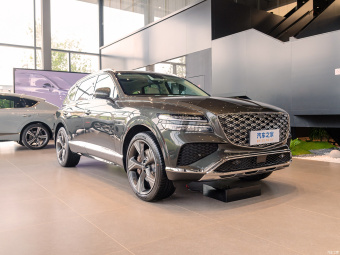 Genesis GV80 Flagship AWD