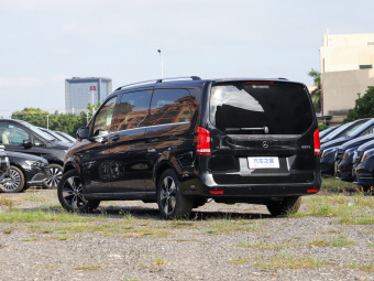 Mercedes-Benz V-Class 260 L Premium