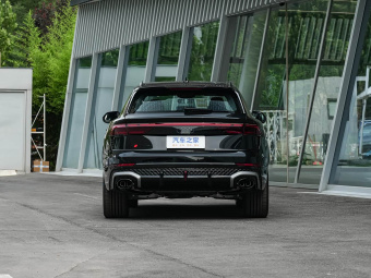 Audi RS Q8 2025 4.0T Performance