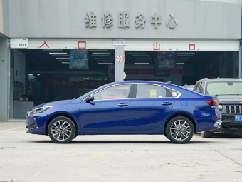 Kia K3 Fashion 1.5L CVT