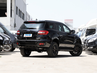 Ford Everest Titanium Sport 2.3T AWD 5 Seats