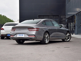 Genesis G80 Flagship AWD