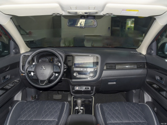 Mitsubishi Outlander Premium 2.4L AWD