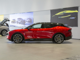 Lotus Eletre S+