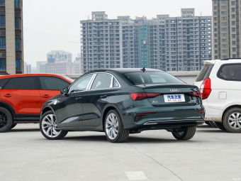 Audi A3L Limousine Elegance Fashion 35 TFSI