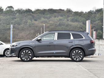 Aito M7 Max 5 seats