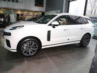 Lynk & Co 09 EM-P 2023 2.0TD EM-P 4WD Asian Touring Executive Edition 5-seater