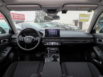 Honda Civic Dynamic · C Guest Special 240TURBO CVT