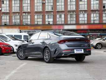 Kia K5 Fashion 270T CVVD