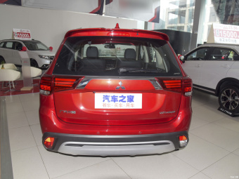 Mitsubishi Outlander Premium 2.4L AWD