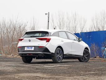 Buick Velite 6 Vogue PLUS