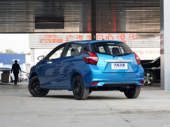 Toyota YARiS L Leading PLUS 1.5L CVT