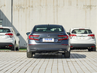 Honda Accord Sport Hybrid Magic Night · Wisdom