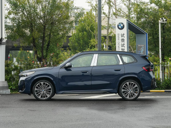 BMW X1 2025 xDrive25Li M Sport Night Edition