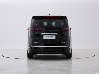 Denza D9 Flagship DM-i 980 AWD