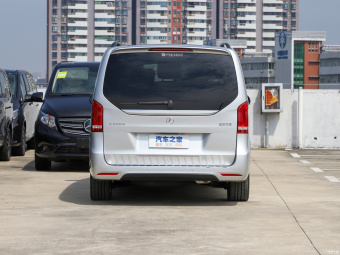 Mercedes-Benz V-Class 260 L Luxury