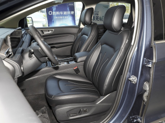 Ford Edge Plus Grand EcoBoost 245 7 Seat