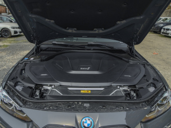 BMW i4 eDrive40