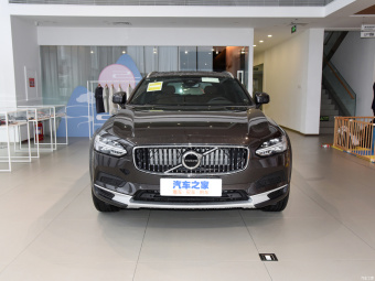 Volvo V90 Cross Country B5 AWD Zhiyuan