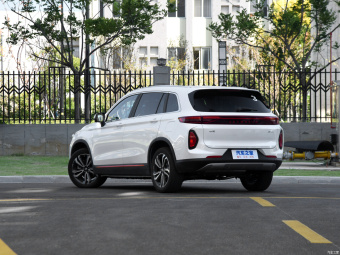 Skyworth HT-i Zhiyuan Plus 1.5L PHEV 205KM
