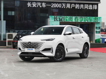 Changan UNI-K 2023 2.0T Two-Wheel Drive Comfort Edition