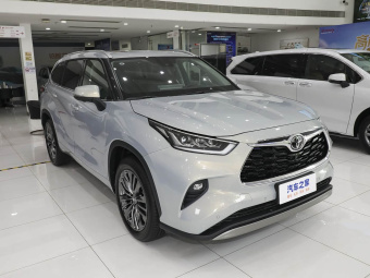Toyota Highlander Hybrid 2026 2.5L Intelligent Electric Hybrid Dual Engine Four-Wheel Drive Premium Edition 7-Seater