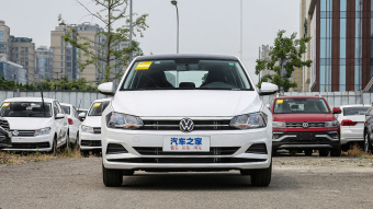 VW Polo Plus Panorama Enjoy 1.5L AT