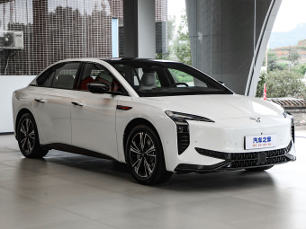 Hongqi EH7 690 Pro