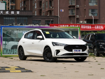 Ford Focus Hatch Racing EcoBoost 180