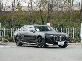 BMW 7 Series 2026 Restyled 740Li Leading M Sport