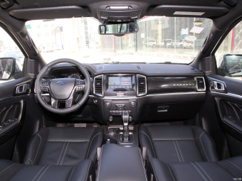 Ford Everest Flagship 2.3T AWD 7 Seats