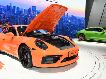 Porsche 911 Carrera