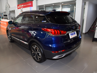 Beijing EX5 Yueling