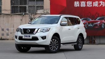 Nissan Terra Deluxe 2.5L XL AT 2WD