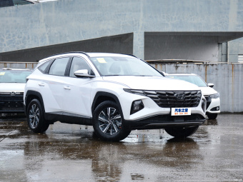 Hyundai Tucson L Smart 2.0L Hybrid