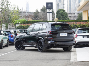 BMW X5 2026 Restyled xDrive 40Li Exclusive M Sport  Night Edition