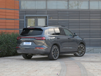Aito M7 Max AWD 5 seats