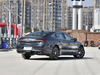 Buick LaCrosse Luxury 652T