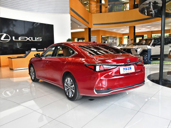 Lexus ES 200 Premium