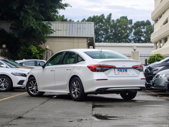 Honda Civic Dynamic · C Guest Special 240TURBO CVT