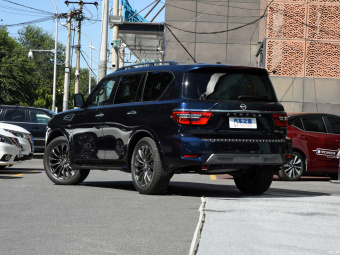 Nissan Patrol Ultimate 5.6L Armada