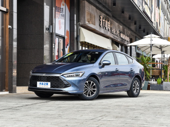 BYD Qin Plus DM-i Leading 55КМ
