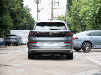 VW ID.6 X Pure+