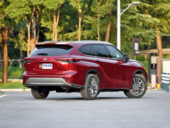 Toyota Highlander Extreme 7 Seats 380T 4WD