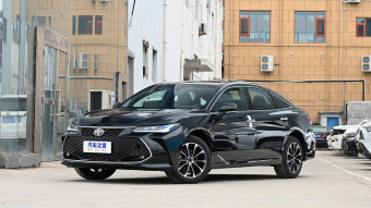 Toyota Avalon Deluxe 2.5L