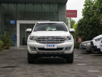 Ford Everest Luxury 2.3T AWD 5 Seats