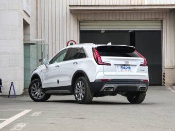 Cadillac XT4 Luxury 28T