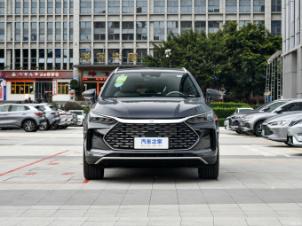 BYD Tang DM-i Premium 112KM